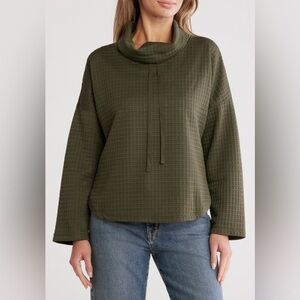 NEW…MAX STUDIO Funnel Neck Waffle Knit Pullover